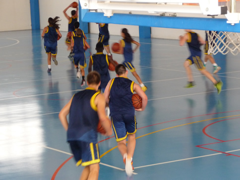 Campo estivo basket inglese e spagnolo Alicante Spagna