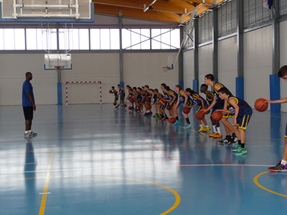 Campo estivo basket inglese e spagnolo Spagna