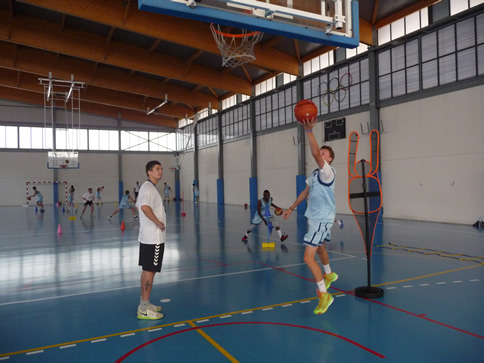 Campo estivo basket inglese e spagnolo Spagna