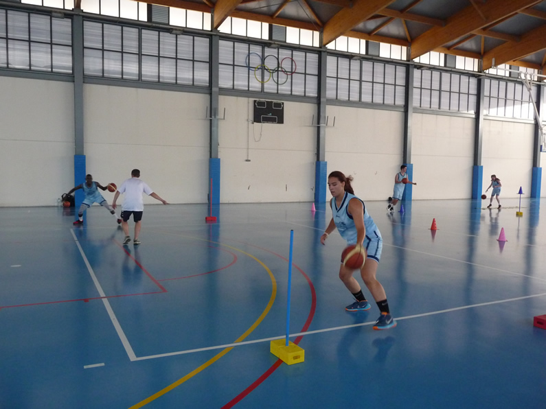 Campo estivo basket inglese e spagnolo Spagna